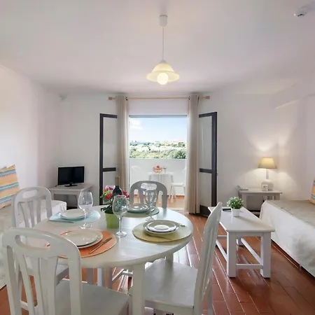 Balaia Sol Apartment I * 알부페이라